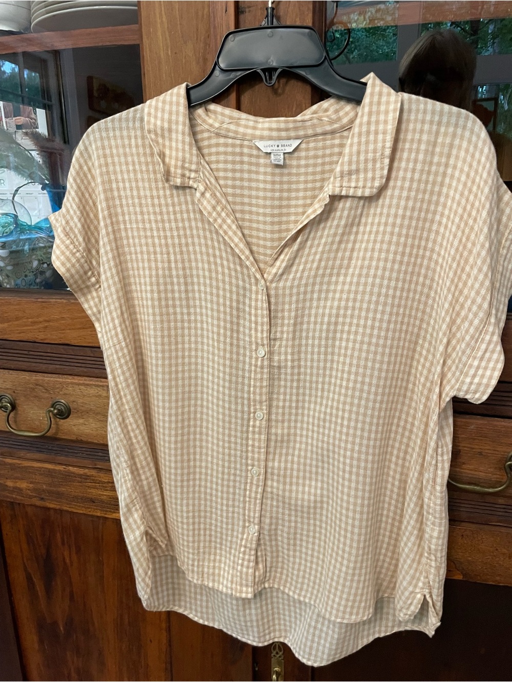 Lucky Brand Beige/Tan Gingham Button-Down Cap Sleeve Blouse